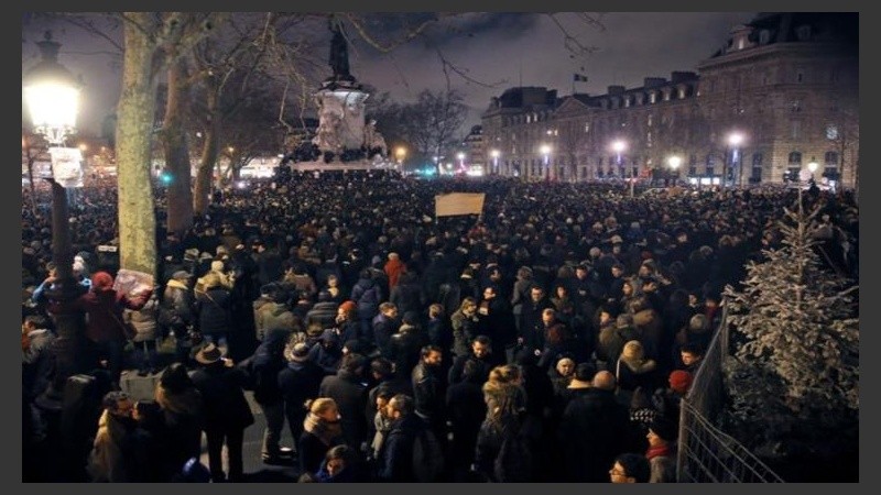 Concentración Plaza República protesta atentado Charlie Hebdo.