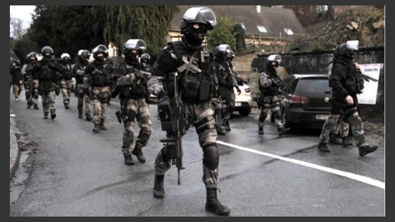 Fuerte operativo policial en Porte de Vincennes.