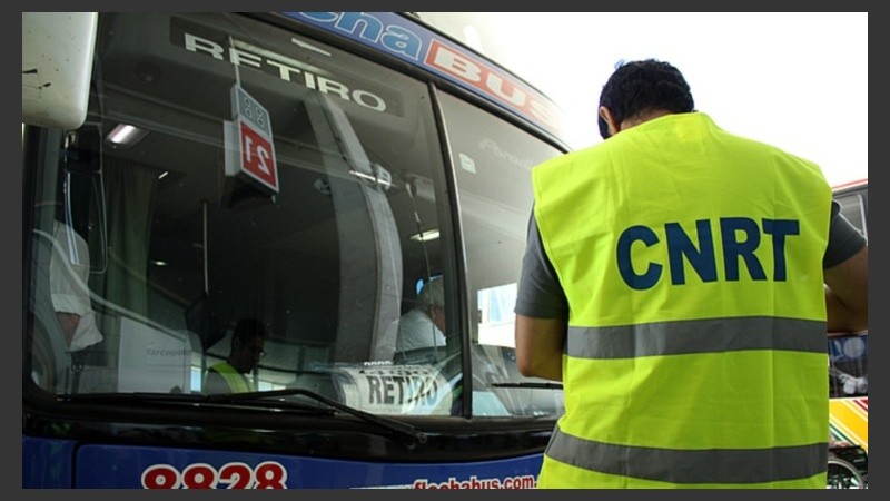 La CNRT deja de intervenir en el transporte nacional. 