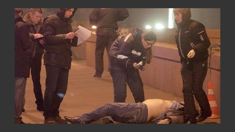 Nemtsov recibió entre siete u ocho disparos desde un auto.