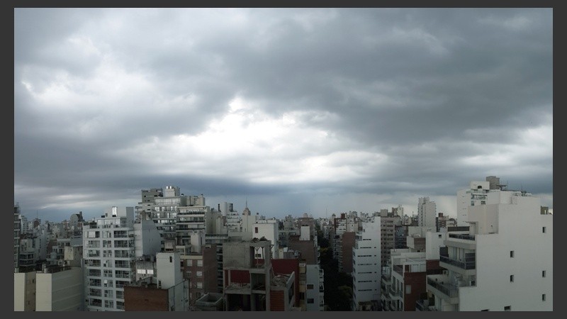 ¿Se viene la lluvia en Rosario?