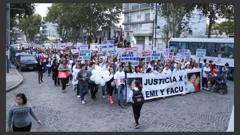 La marcha se inició en San Martín y Arijón y terminó en avenida Uriburu.