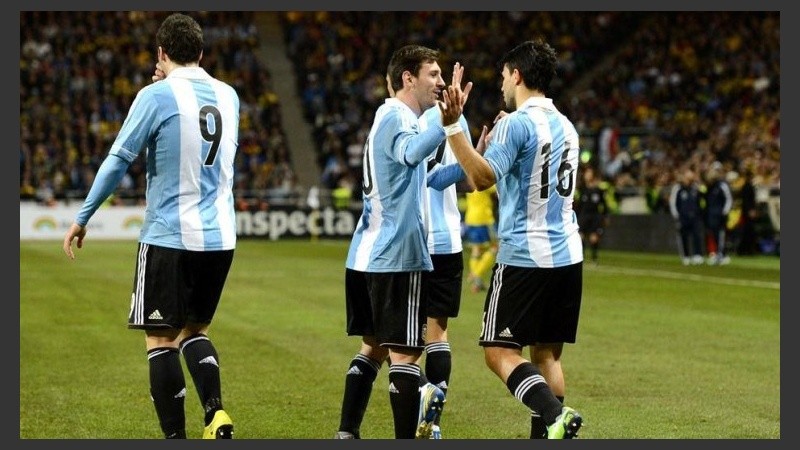Como en el Mundial, Argentina segunda de Alemania. 