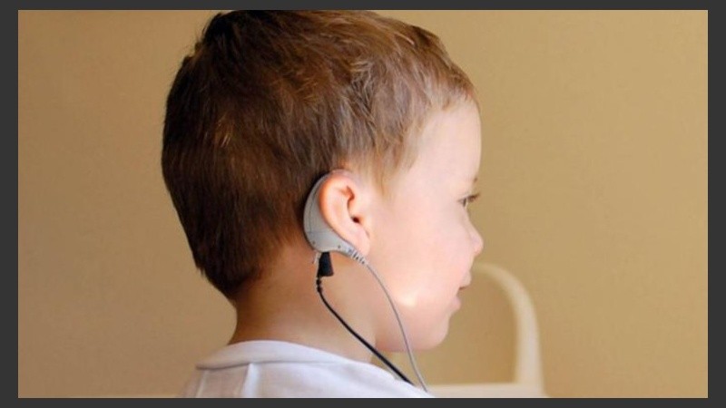 En Argentina la hipoacusia, que implica la pérdida parcial o total de la audición afecta a entre 700 y 2100 niños al año.