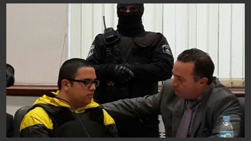 Cantero junto a su abogado, Carlos Varela, durante una audiencia del año pasado.