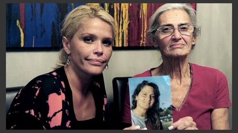 Vélez encarnará a a Ana Cicewiski (a la derecha),  la primera persona en salir con vida de la sede la de mutual israelita.