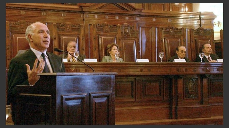Aníbal Fernández dijo que la acordada de reelección de Lorenzetti 