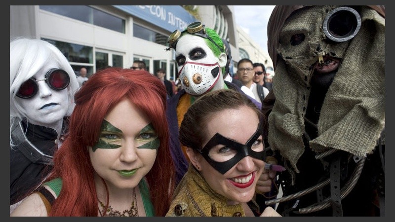 ¡Qué personajes! Arrancó la Comic-Con y se vieron los disfraces más excéntricos. (EFE)
