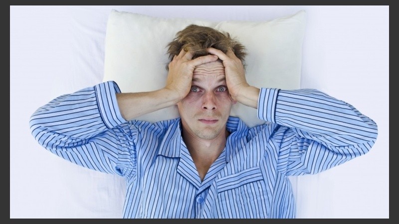 El cerebro es uno de los órganos que más se afecta por el impacto negativo de no dormir la cantidad de tiempo adecuada.