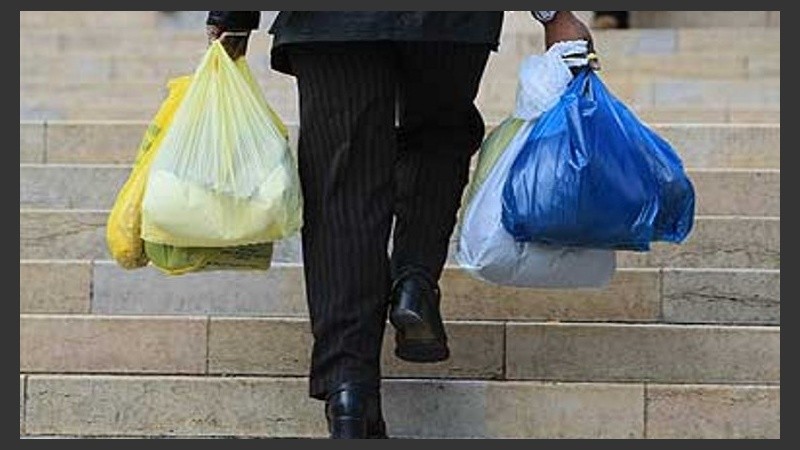 “Las bolsas descartables son un ícono de un modelo de consumo insustentable, el del ‘úselo y tírelo’