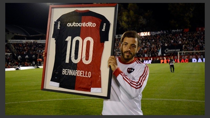 Bernardello ya cumplió más de cien partidos con la camiseta rojinegra. 