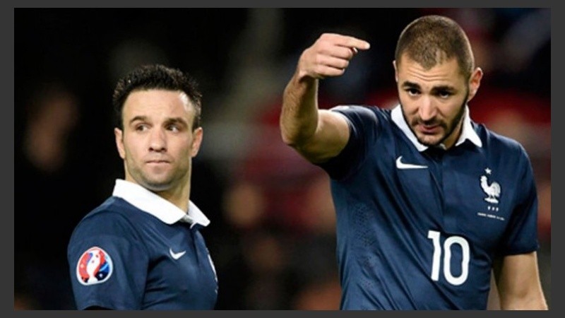 Valbuena y Benzema, compañeros de selección francesa.