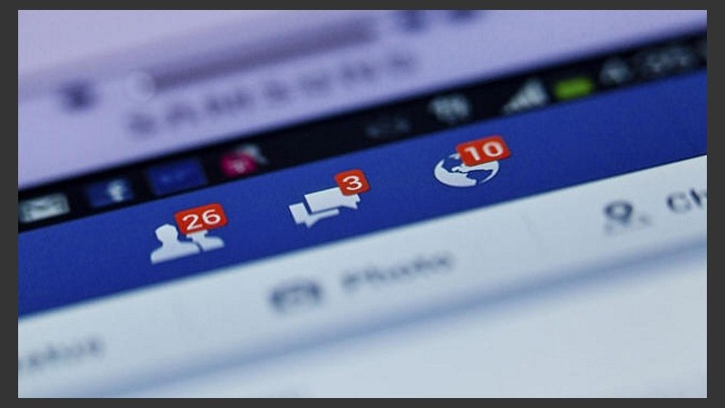 Un 25% de los consultados dijo sentirse solo pese a seguir Facebook. Ese sentimiento se redujo al 16% entre quienes interrumpieron su uso.