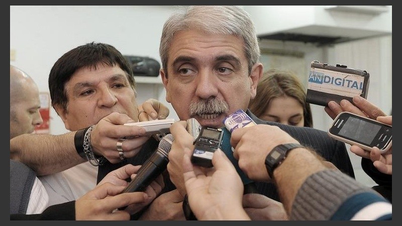 Fernández habló con la prensa. 