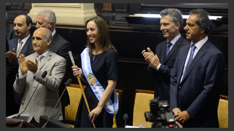 Más temprano se hizo presente en la asunción de Vidal como gobernadora de la provincia de Buenos Aires. (Télam)