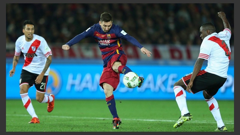 Lio Messi abrió el marcador en el primer tiempo. (EFE)