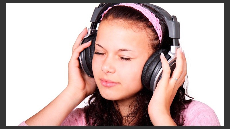 Con el ruido extremo, nuestras células nerviosas sufren y, como consecuencia, se produce la pérdida auditiva.