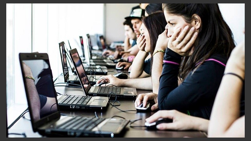El 60% de los chicos de 15 a 17 años no sabe cómo funciona una computadora