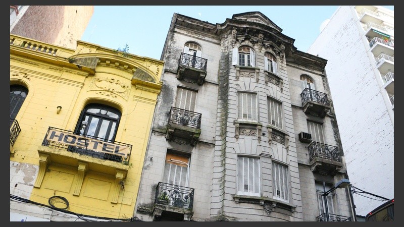 Arquitectura de principios de siglo XX a lo largo de toda la avenida. (Rosario3.com)