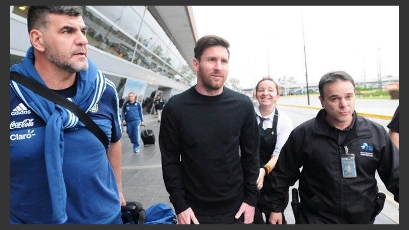 Messi pasó por Rosario antes de volver a España para declarar. 