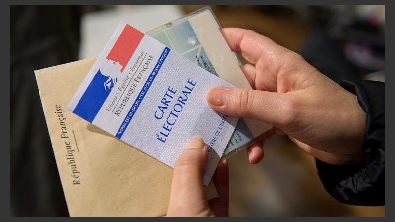Los franceses votaron entre Le Pen y Macron.