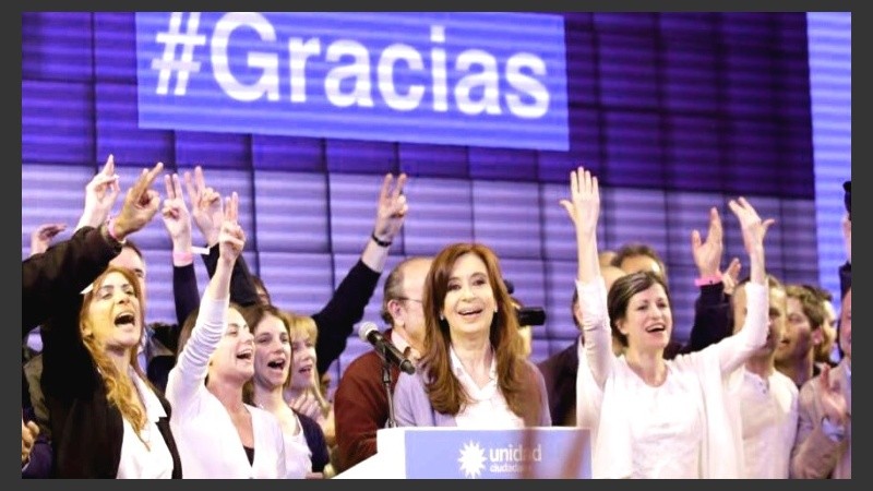 La senadora electa Cristina Fernández de Kirchner evaluó la jornada electoral y el presente de Unidad Ciudadana.