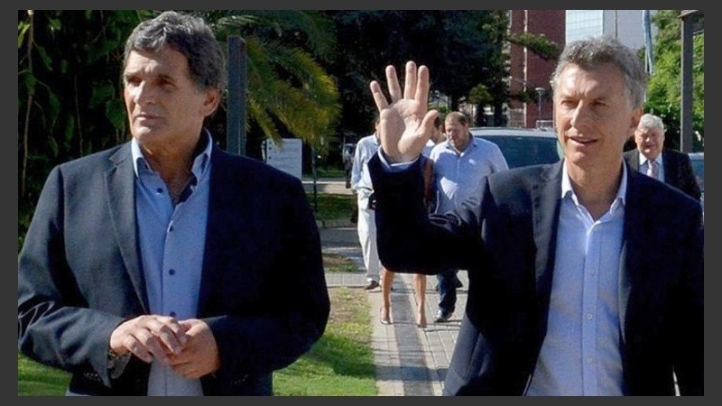 El secretario de DDHH, Claudio Avruj, y el presidente Mauricio Macri.