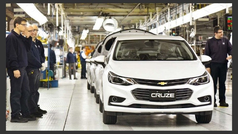 Cayeron las ventas a Brasil del Chevrolet Cruze.