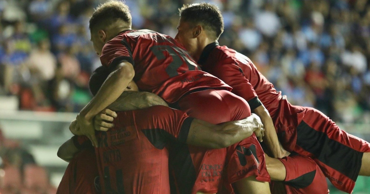 Triunfazo de Newell’s en Bolivia: venció a Blooming y acaricia los octavos de la Sudamericana