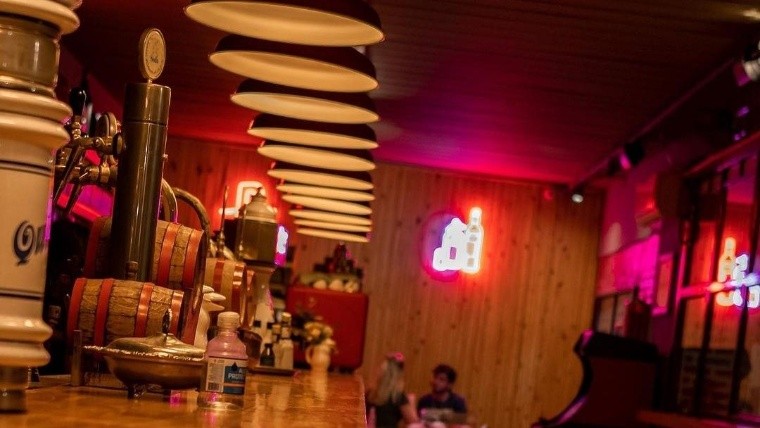 Bar icónico rosarino proyecta expansión a todo el país y ya cerró esquina top para su primer eslabón