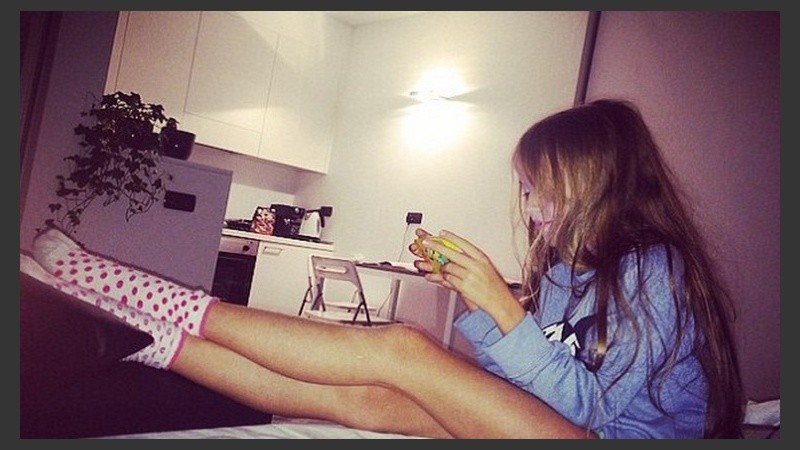 Su belleza inocente es furor en la web.