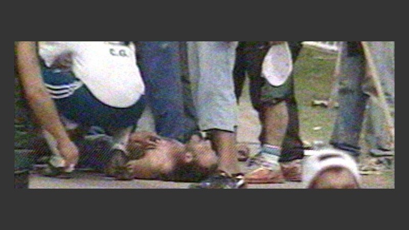Uno de los heridos durante los incidentes (Imagen de TV).