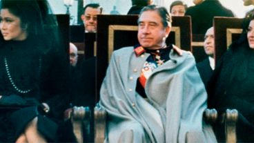En 1975 en el funeral del Jefe de Estado, Francisco Franco, en la plaza de Oriente
