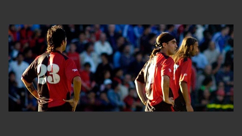 Las caras largas, ese gesto que Newell’s sigue sin poder borrar (FotoBaires).