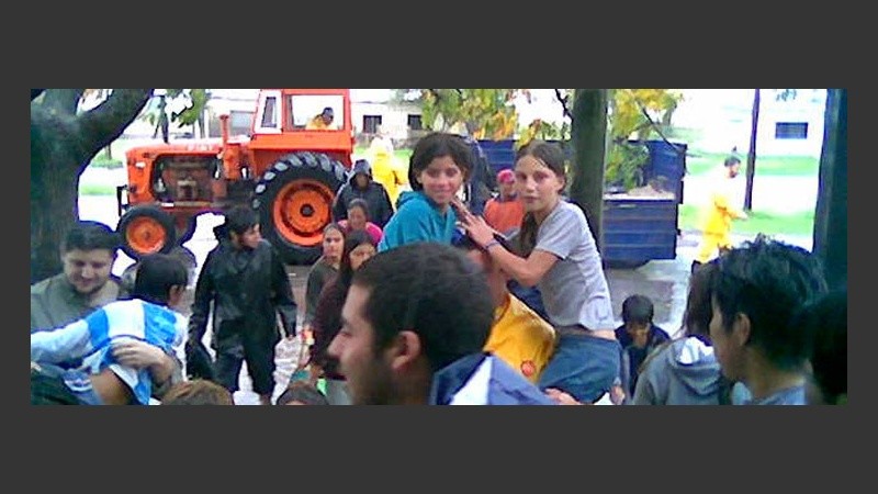 Los vecinos de Nuevo Alberdi, en plena 