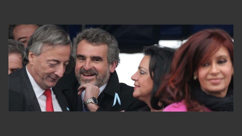 El presidente con Rossi en el palco (Prensa Rossi).