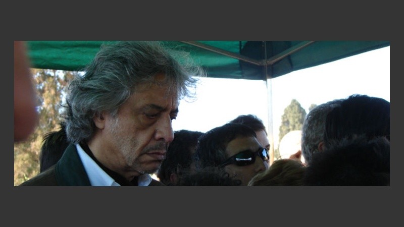 El dibujante Caloi se acercó a despedir a su colega y amigo.