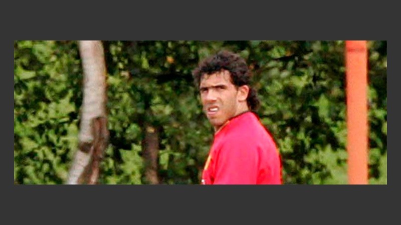 Apache renovado. El ex Boca cambió su imagen en su regreso a Inglaterra (EFE).