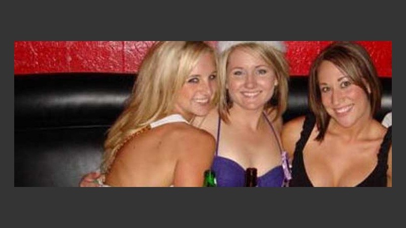 Mimos y champagne en una noche tan hot como polémica.