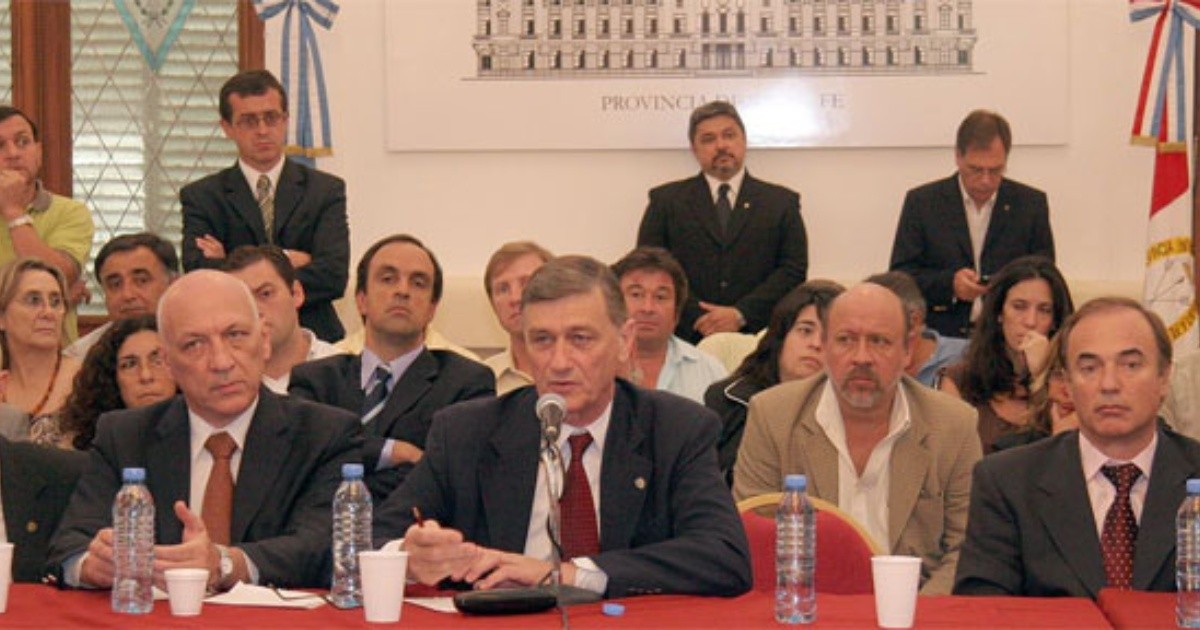 Santa Fe exige diálogo y marcha atrás con las retenciones | Rosario3