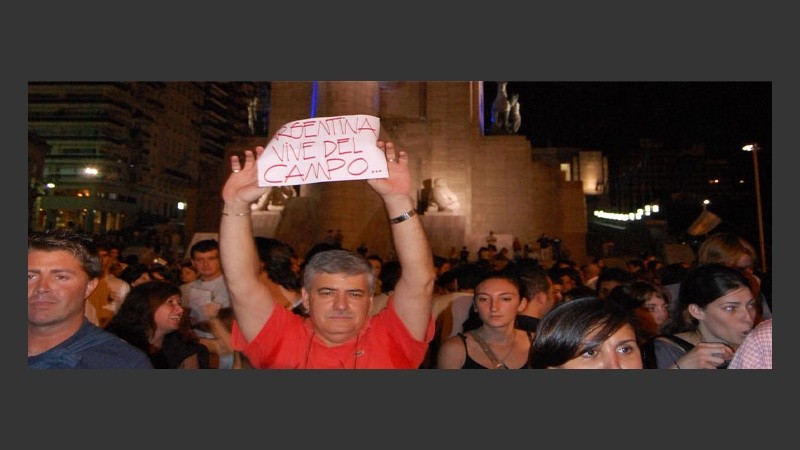 Nicolás sacó una foto de la movida en el Monumento.