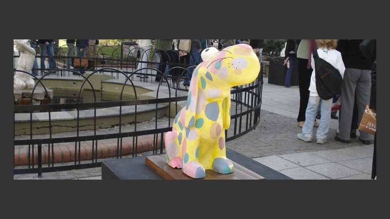 La fluorescente versión de Max Cachimba.