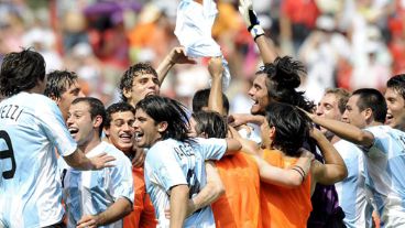 Saltos, gritos y abrazos en el festejo albiceleste.