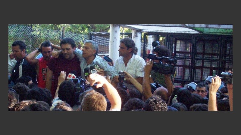 Los dirigentes del MoLe celebraron el fin de los 14 años de López. 