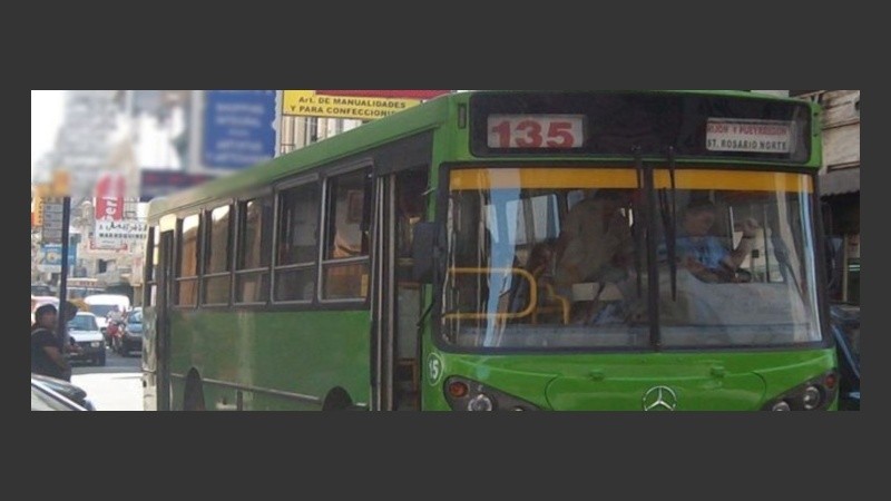 Uno de los viejos coches de Las Delicias para la línea 135.