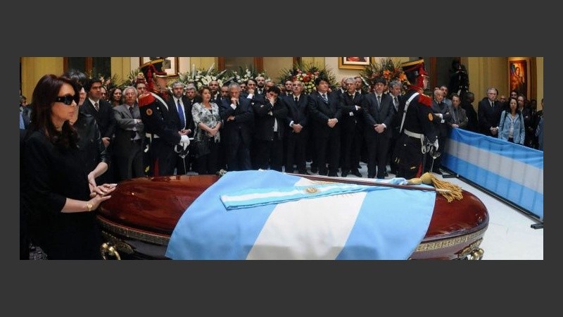 Cristina volvió este viernes cerca de las 10 a la Casa Rosada.