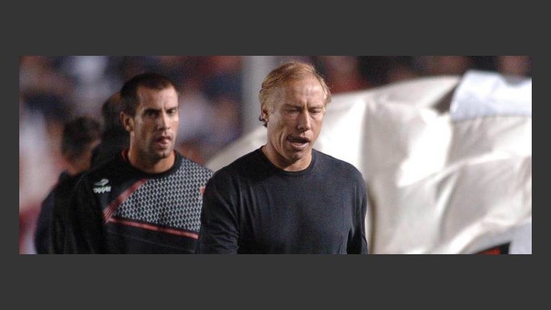 Newell´s agravó su crisis y se fue goleado de la caldera roja | Rosario3