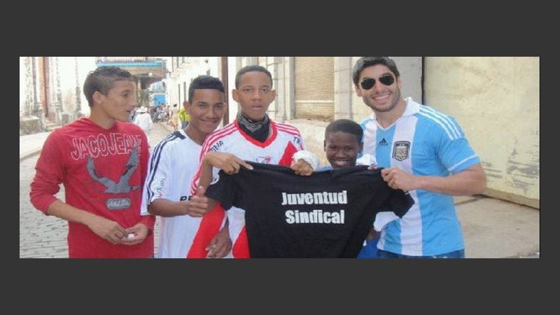 Facundo Moyano y Sofía en en Cuba.