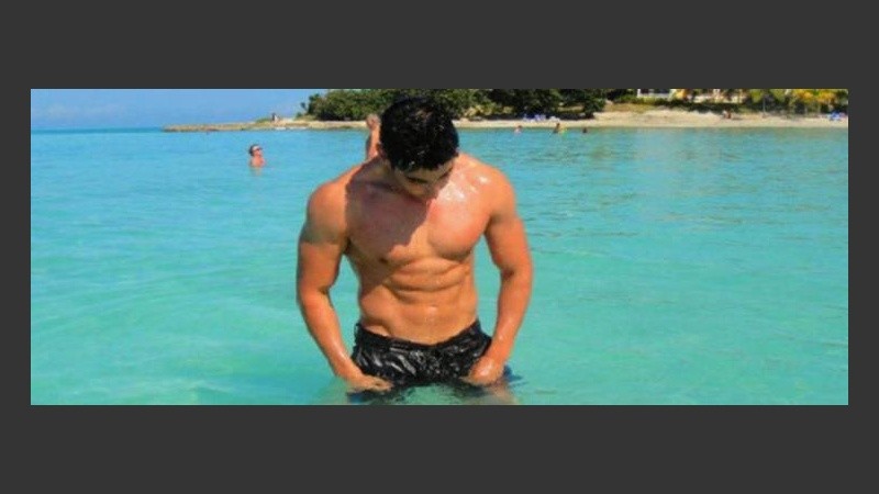 Facundo Moyano y Sofía en en Cuba.