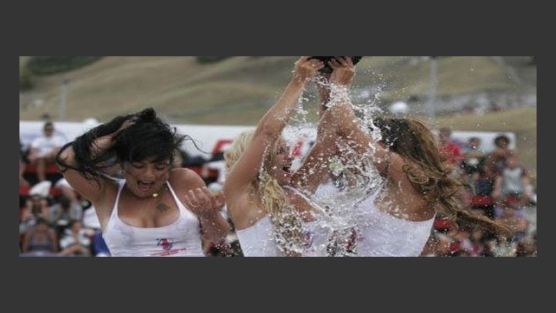 Las participantes en plena demostración de exhuberancia. 